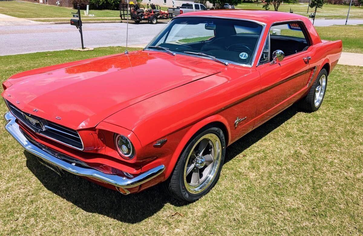 1965 ford mustang rebuilt 289 new clutch nice interior well maintained