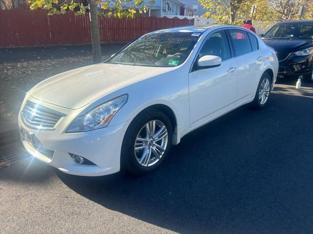 2013 infiniti g37x base