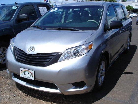 2011 toyota sienna unavail for sale in laupahoehoe, hawaii