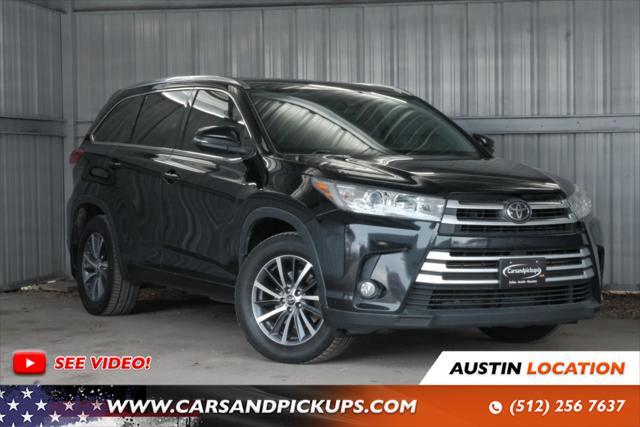 2017 toyota highlander t mulliner