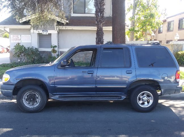 2000 ford explorer in california by owner