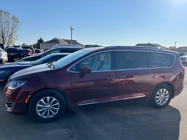 2018 chrysler pacifica touring-l plus