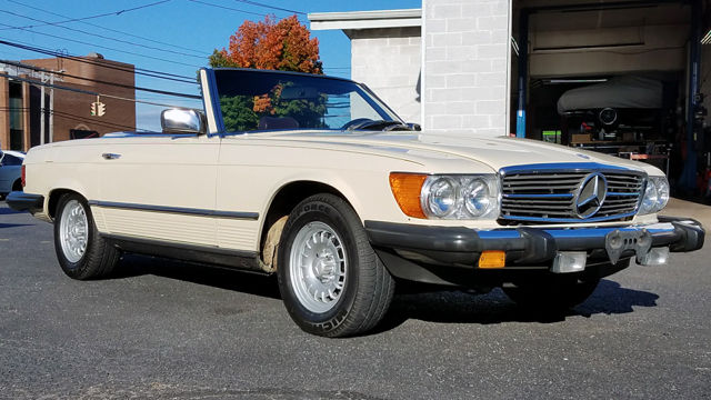 1980 mercedes benz 450sl convertible 39,000 miles looks 100%! drives 100%!