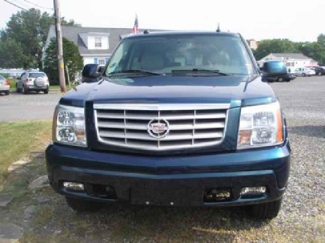 2005 cadillac escalade 4dr awd blue, 21,000 mi, driver air bag in harrison, ny