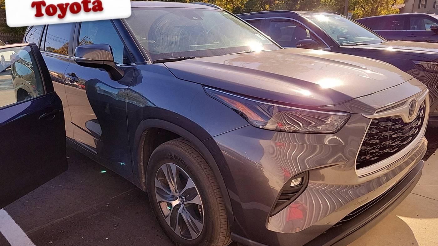 2023 toyota highlander xle