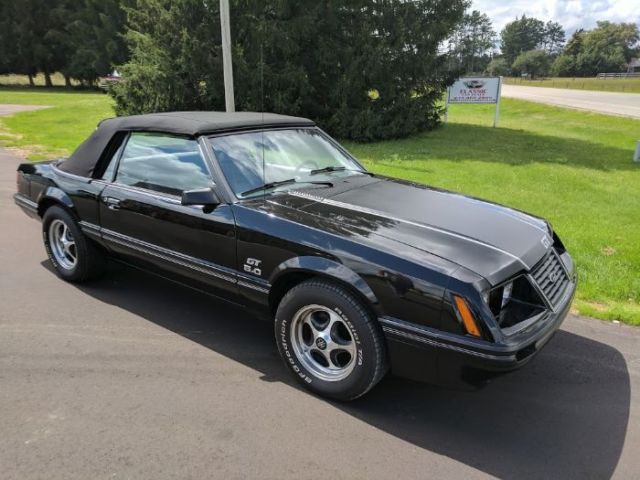 1984 ford mustang gt convertible orig low miles very nice car