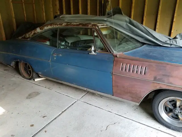 1967 pontiac 2+2