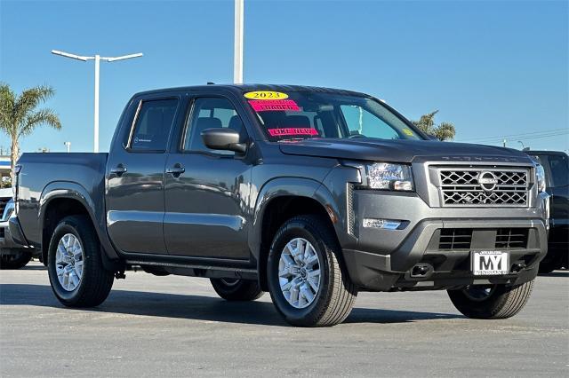 2023 nissan frontier sv