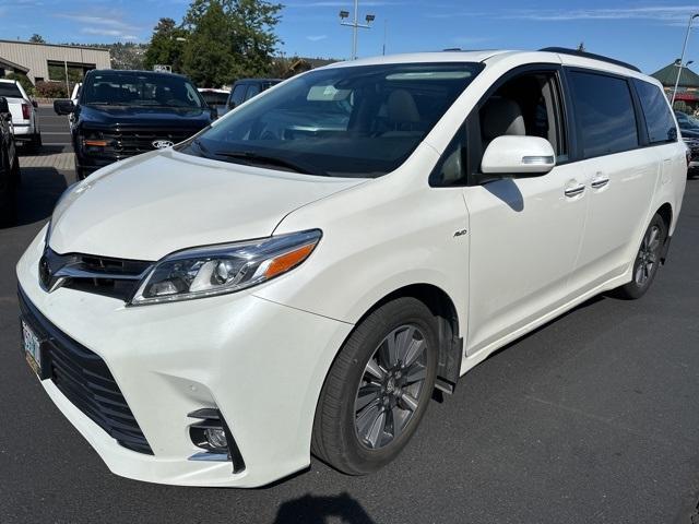 2018 toyota sienna limited premium
