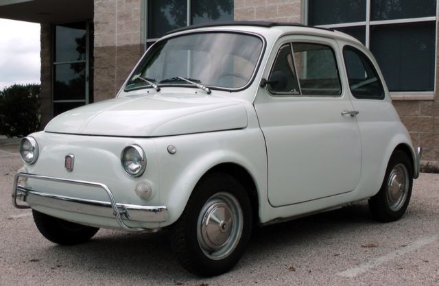 fiat 500l - classic little italian city car