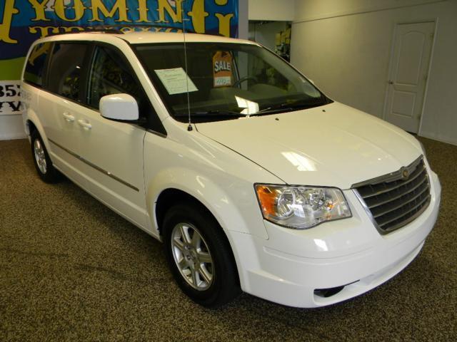 2010 chrysler town & country touring for sale in rock springs, wyoming