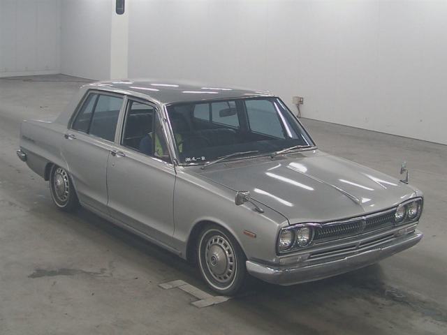 nissan skyline c10 sedan hakosuka