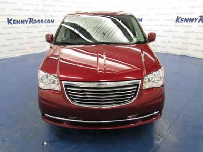 2014 chrysler town & country 4dr wgn touring in irwin, pa