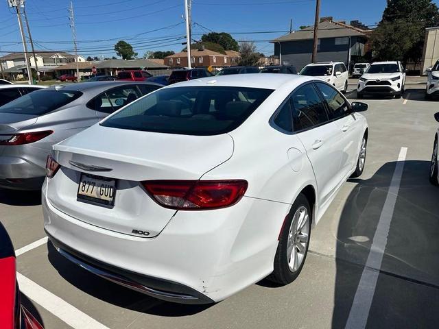 2015 chrysler 200 limited