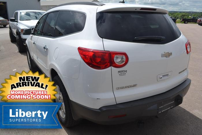 2009 chevrolet traverse lt awd lt 4dr suv w/1lt for sale in jolly acres, south dakota