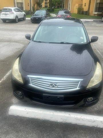 2013 infiniti g37x base