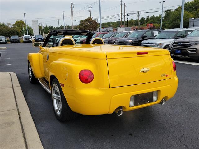 2004 chevrolet ssr base