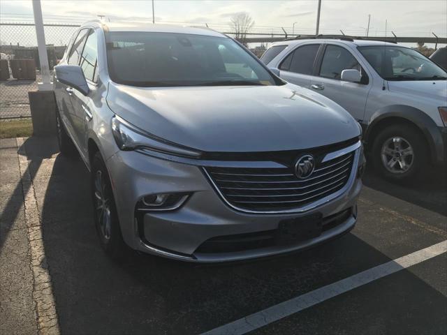 2022 buick enclave awd essence
