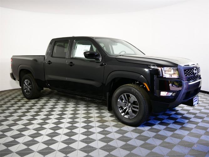new 2025 nissan frontier sv