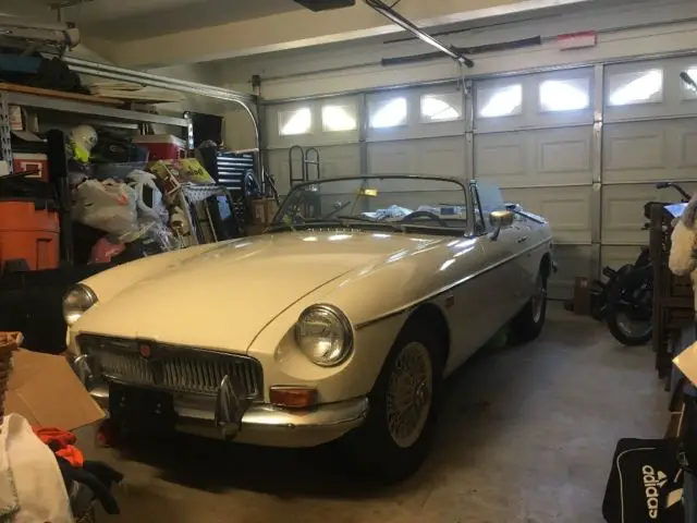 1969 mgb restored and ready to go