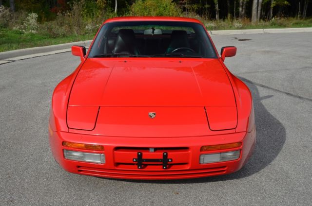 1988 porsche 944 turbo - complete service history - very clean - needs nothing