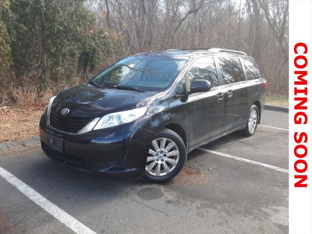 2015 toyota sienna le