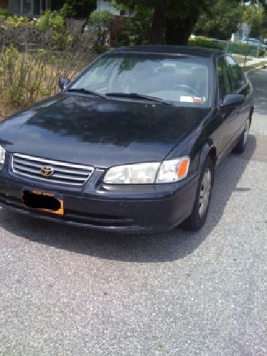 2000 camry le gold - **112k miles only* in levittown, ny