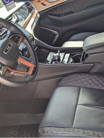 2022 jeep grand cherokee 4xe summit reserve