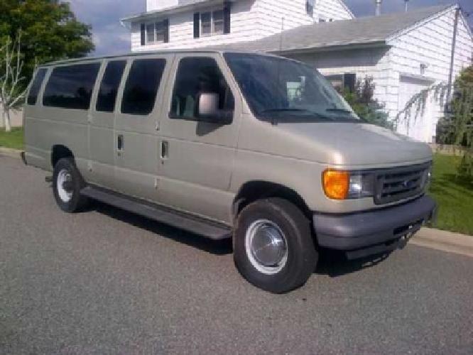 used 2006 ford e-350 15 passenger van, 107,682 miles in island park, ny