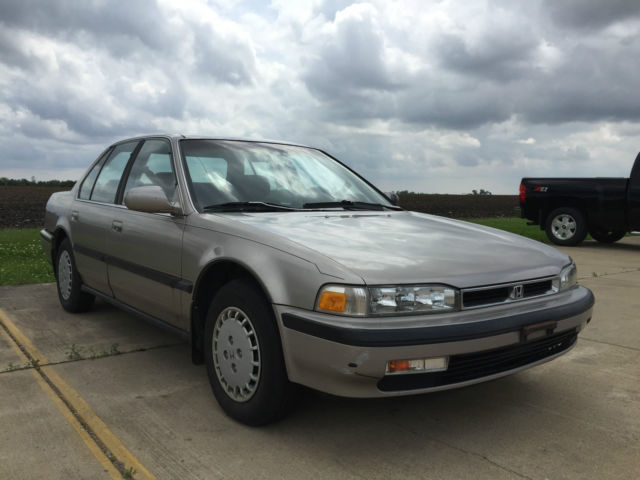 1991 honda accord lx sedan 4-door 2.2l