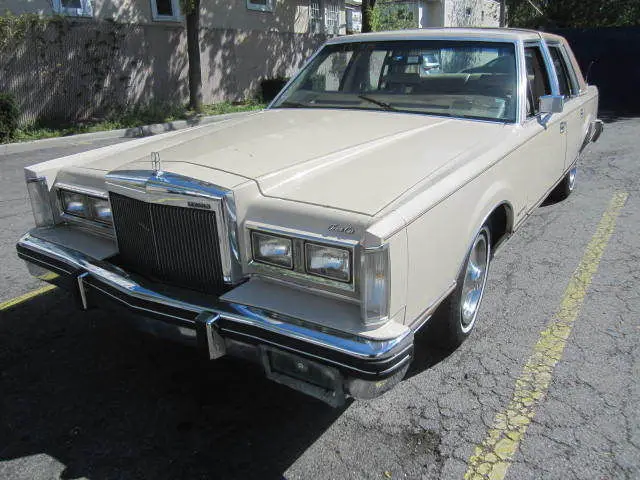 1 owner 48000miles 48000miles 48000miles leather int collectable show car