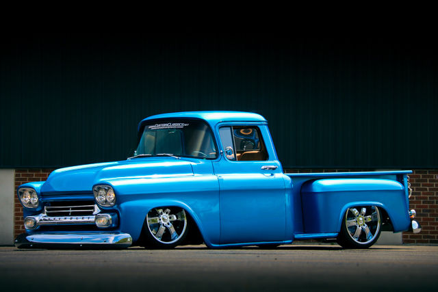 1959 chevy 3100 show truck, 350 v8, air-ride, 4whl disc brakes, custom interior