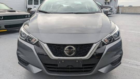 2021 nissan versa sv