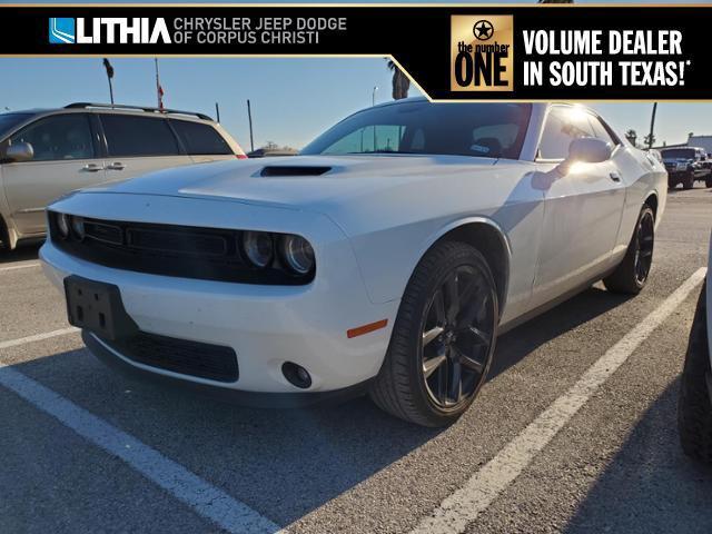 2021 dodge challenger sxt