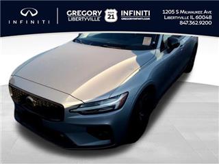 2024 Volvo S60 b5 core dark theme