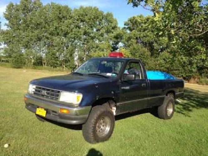1994 toyota t100 dx work truck 4x4 on the road project in brownville, ny