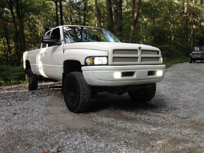 2001 dodge ram 2500 slt in pittsburgh, pa