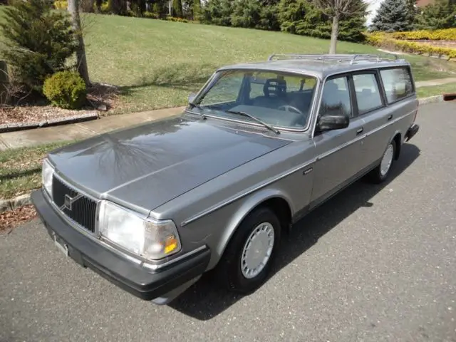 1988 volvo 240 wagon ~ rare 5-spd manual ~ 4 brand-new tires ~ clean ~ 80 photos