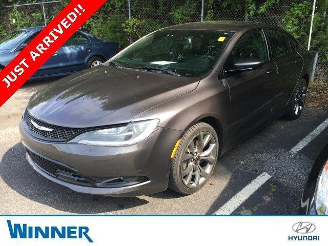 2016 chrysler 200 s s 4dr sedan for sale in dover, delaware