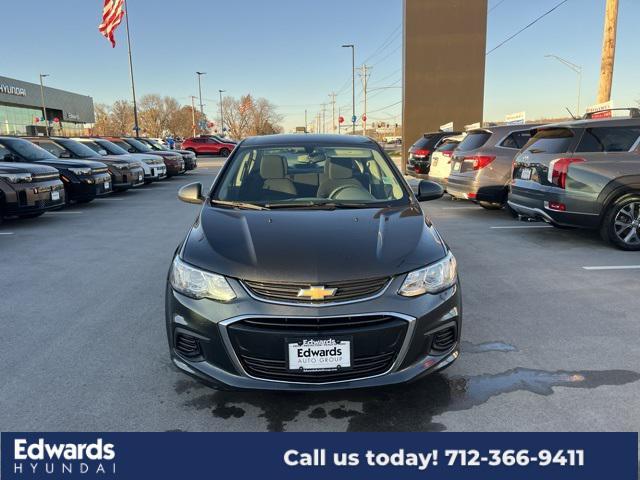 2020 chevrolet sonic fwd sedan lt