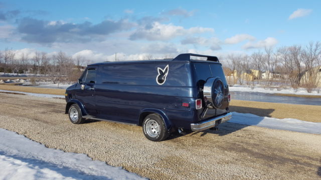 survivor custom show van playboy bunny van