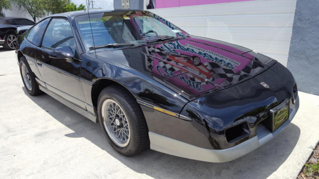1987 pontiac fiero gt - mid-engine v6, manual trans, extra options, cold a/c!
