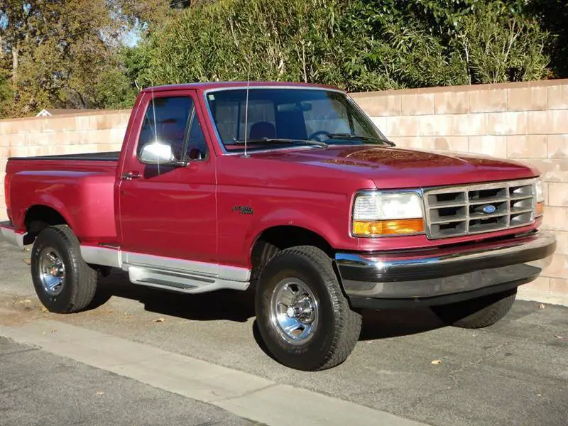 1992 ford f-150 xlt lariat 2dr 4wd 49000 miles