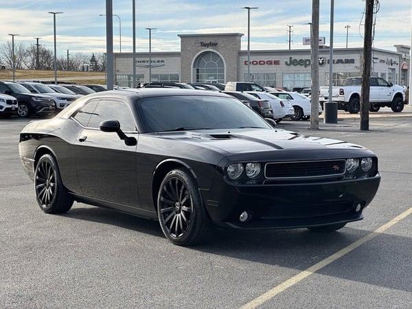 2014 dodge challenger in northwoods, illinois