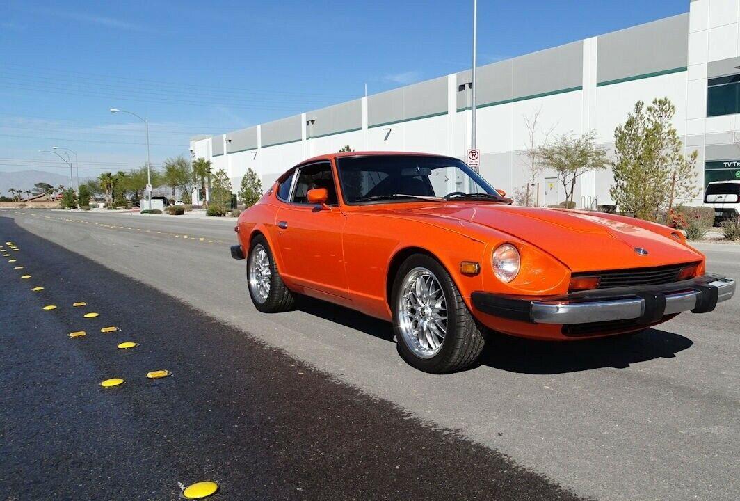 1976 datsun z-series 280z with a chevy corvette 350 l98