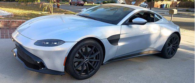 2019 aston martin vantage coupe