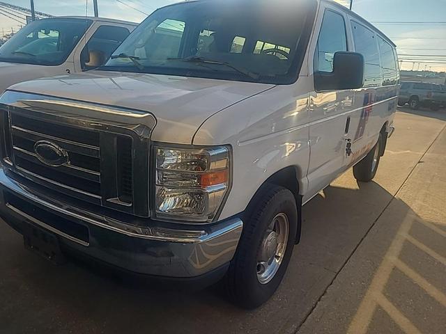 2011 ford e350 super duty xl