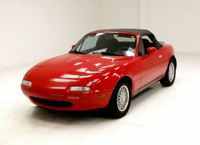 38k original miles/beautiful paint/straight panels/snappy 1.6 liter i-4