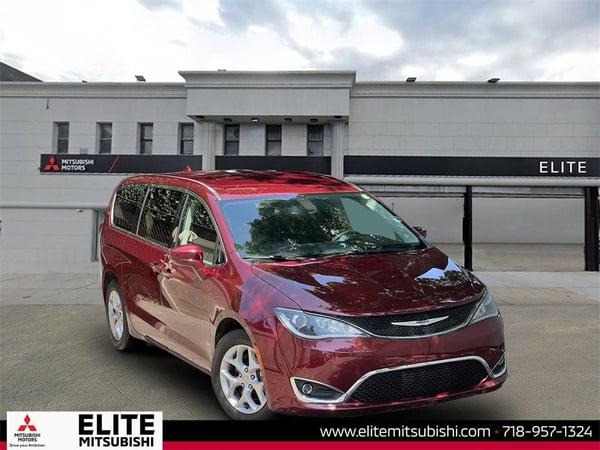 2019 chrysler pacifica in hartford, wisconsin