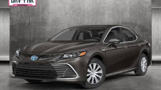 2021 toyota camry hybrid le